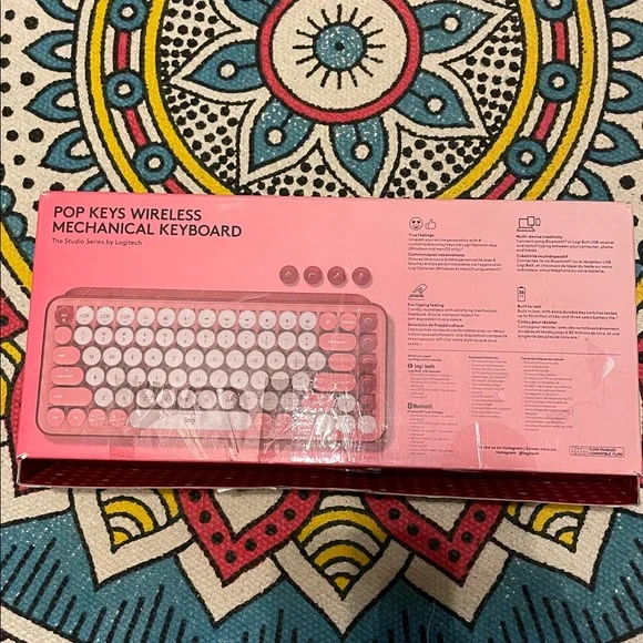 Logitech Pop Keys Heartbreaker - Picture 2 of 5